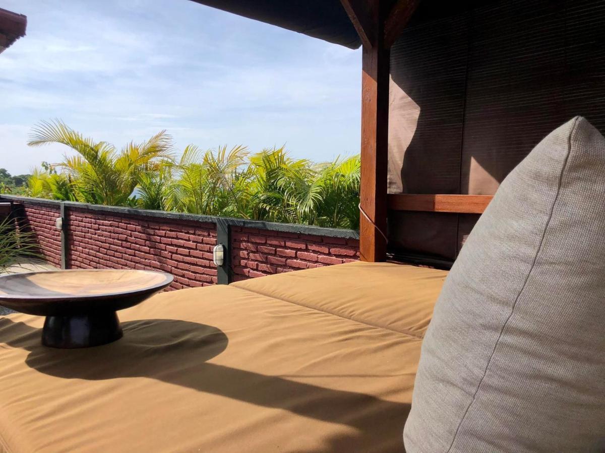 The Hidden Escapes Bingin- Sunset Rooftop Wood House With Ocean View & Private Kitchen Улувату Екстер'єр фото